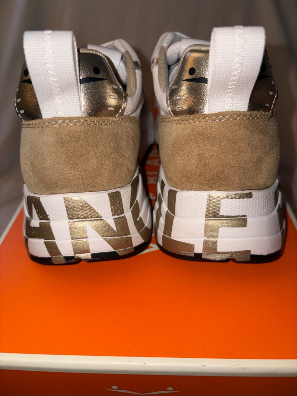 NWT VOILE BLANCHE CLUB105 Suede and Nylon Sneaker in Caramel - White - Picture 10 of 14